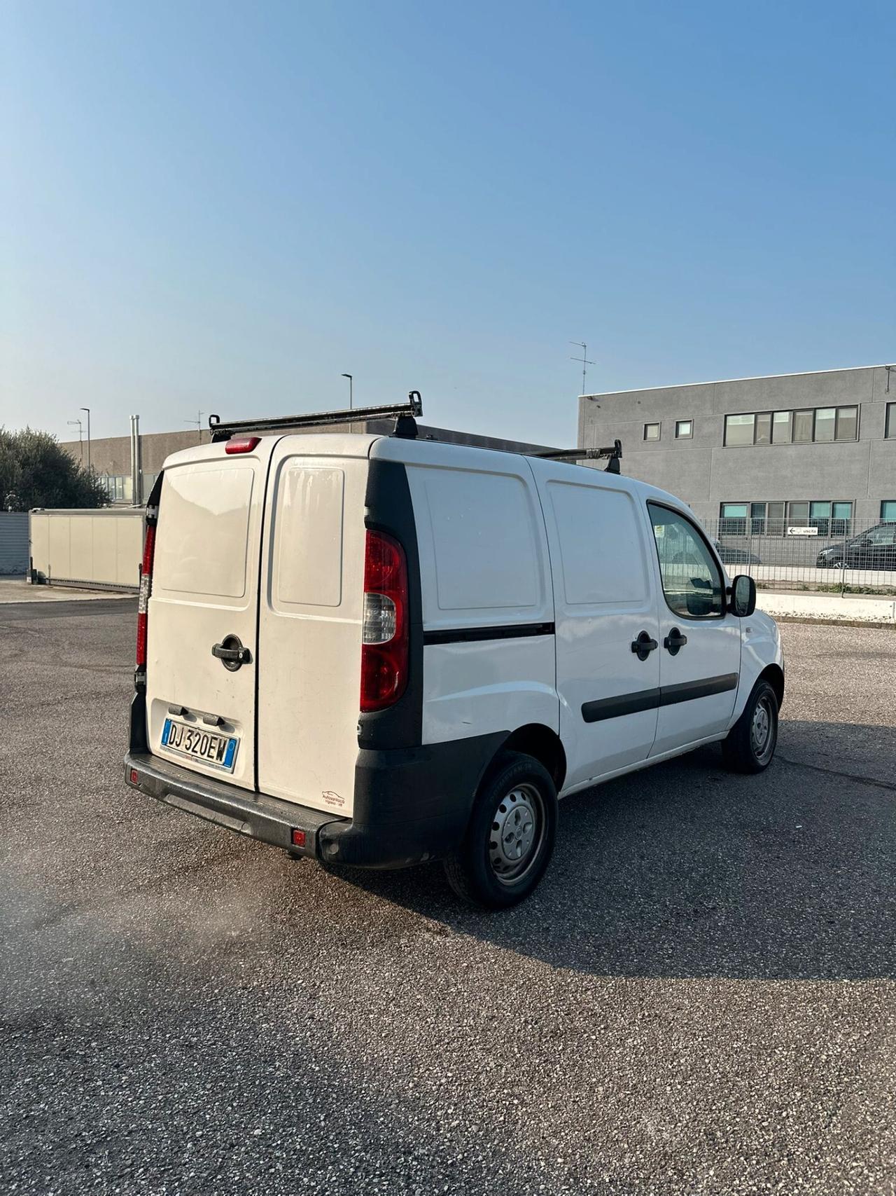 Fiat Doblò 1.6 16V Nat.Pow.PC-TN Car.S.vtr.SX