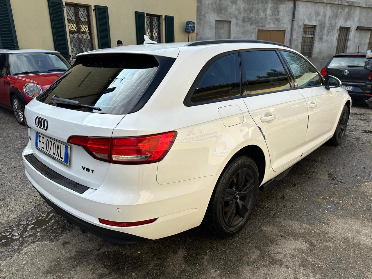 Audi A4 2.0 TDI 150 CV S tronic Business Sport