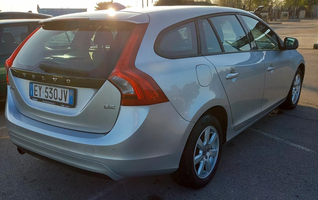 Volvo V60 D2 1.6 Kinetic