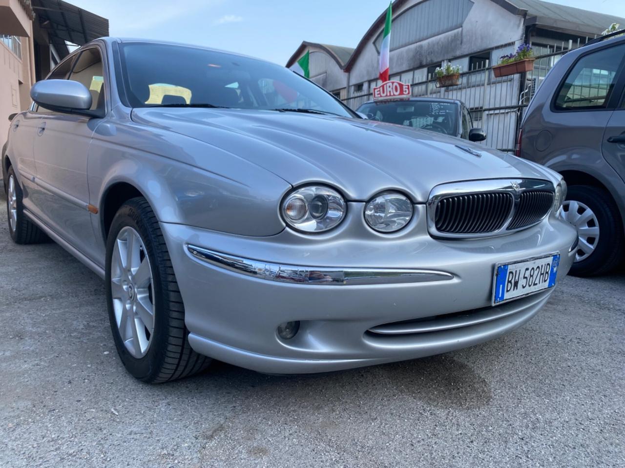 Jaguar X-Type 2 litri V6 24V cat Executive