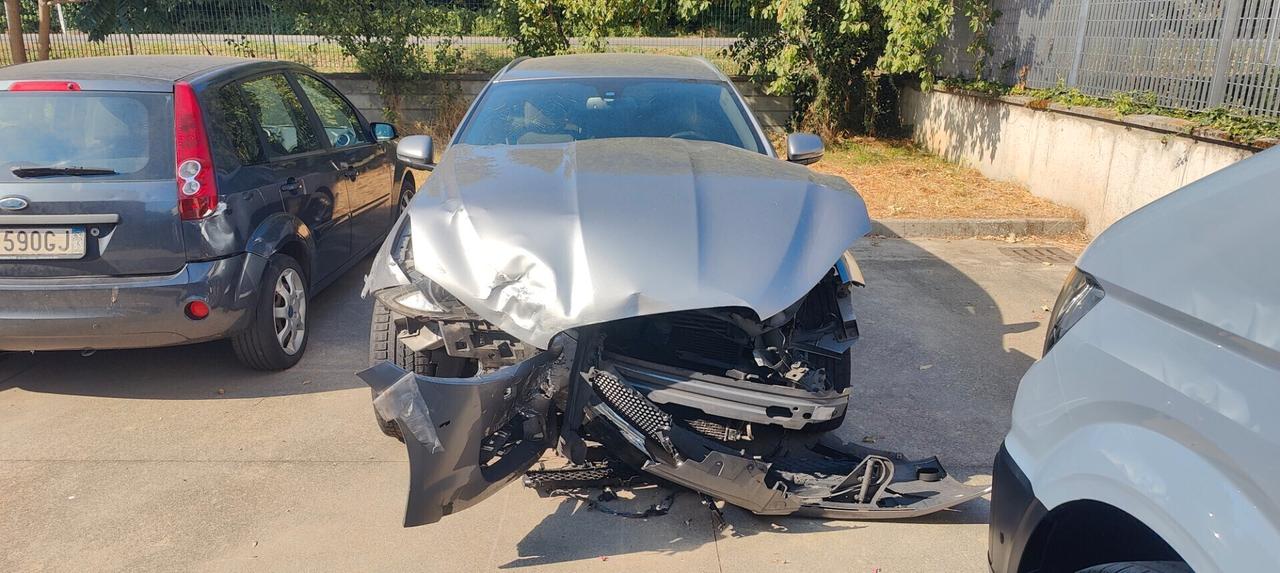 Jaguar XF Sportbrake 2.2 D 200 CV R-Sport