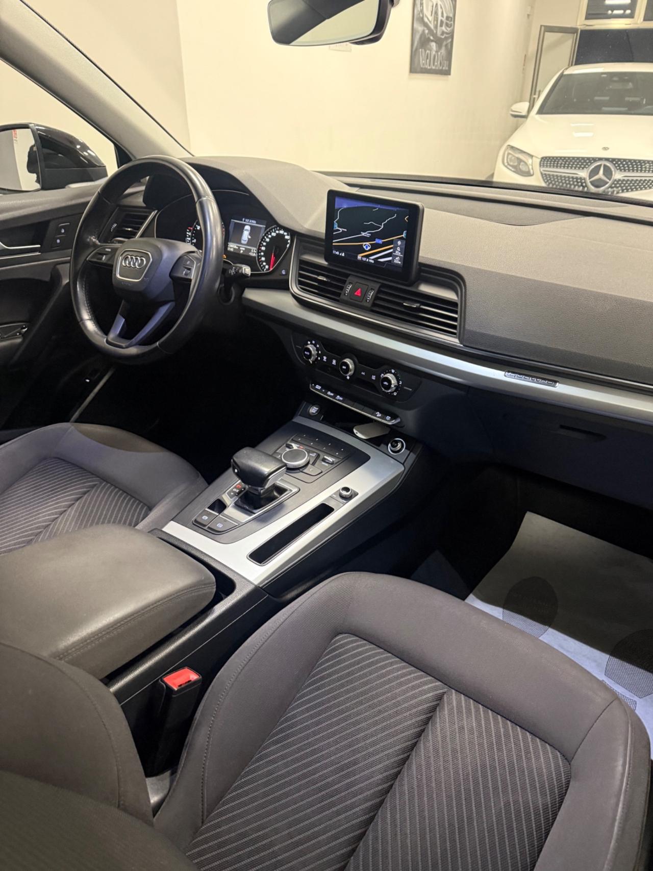 Audi Q5 2.0 TDI quattro S tronic Business Design