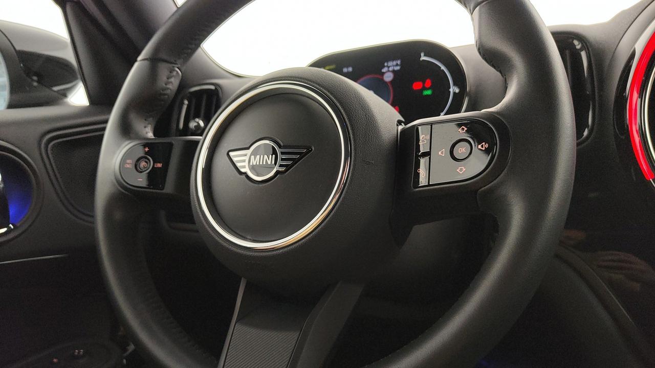 MINI Mini Countryman 1.5 Cooper SE Bus