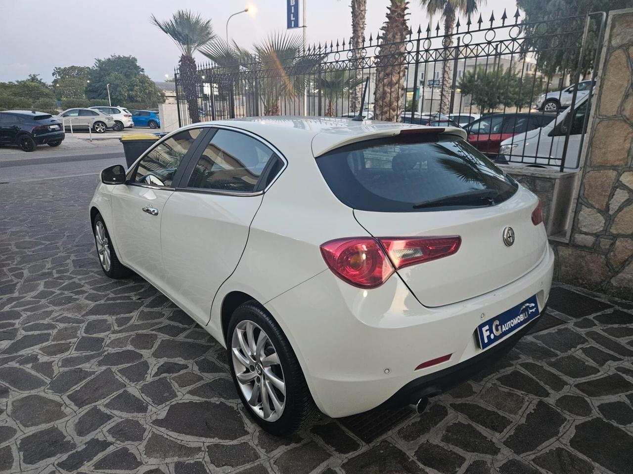 Alfa Romeo Giulietta 1.6 JTDm-2 105 CV Business