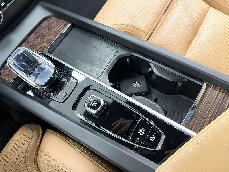 Volvo XC60 XC60 B4 (d) 197CV AWD AUT INSCRIPTION