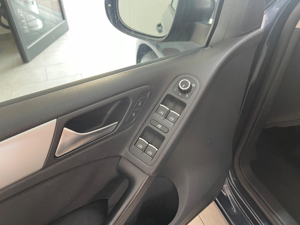 Volkswagen Golf 6 2.0 TDI 140CV Highline