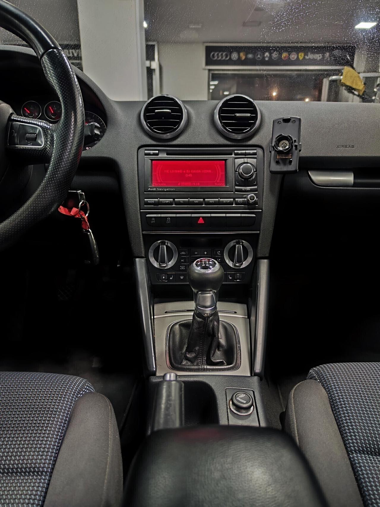 Audi A3 SPB 1.6 TDI 105 CV Ambition UNICO PROPRIETARIO