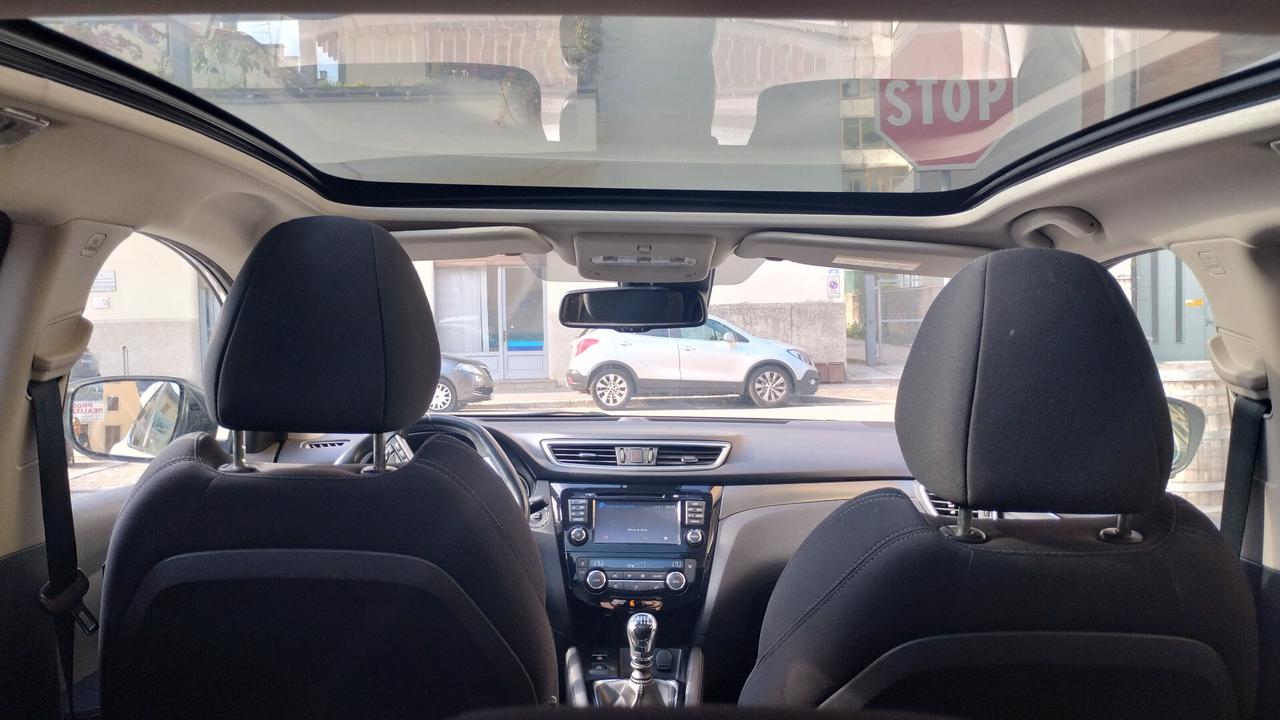 Nissan Qashqai 1.2 DIG-T N-Connecta
