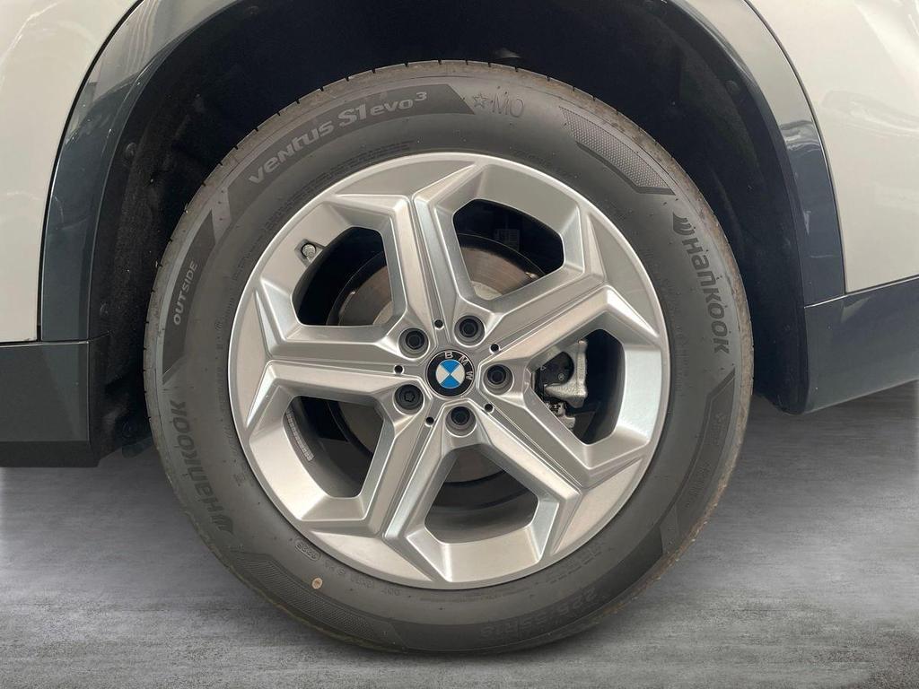 BMW iX1 20 X-Line eDrive