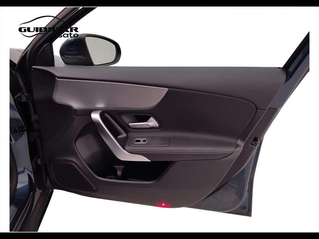 Mercedes-Benz Classe A - W177 2018 - A 200 d Sport 4matic auto