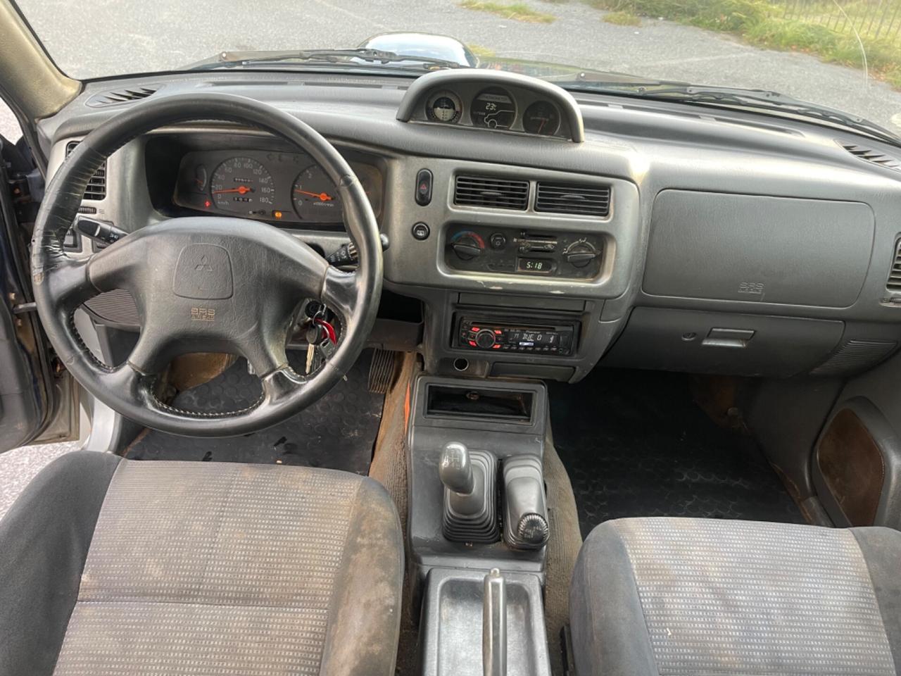 Mitsubishi L200 2.5 TDI 4WD Club Cab Pick-up GLS