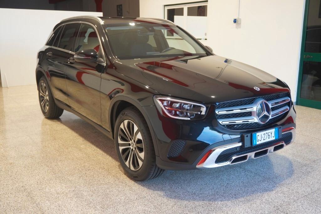 MERCEDES-BENZ GLC 220D 190CV AUTOMATIC 4MATIC BUSINESS EXTRA ( FARI LED - CRUISE - NAVI - PARK ASSIST - TELECAMERA POST. - CERCHI 18 )