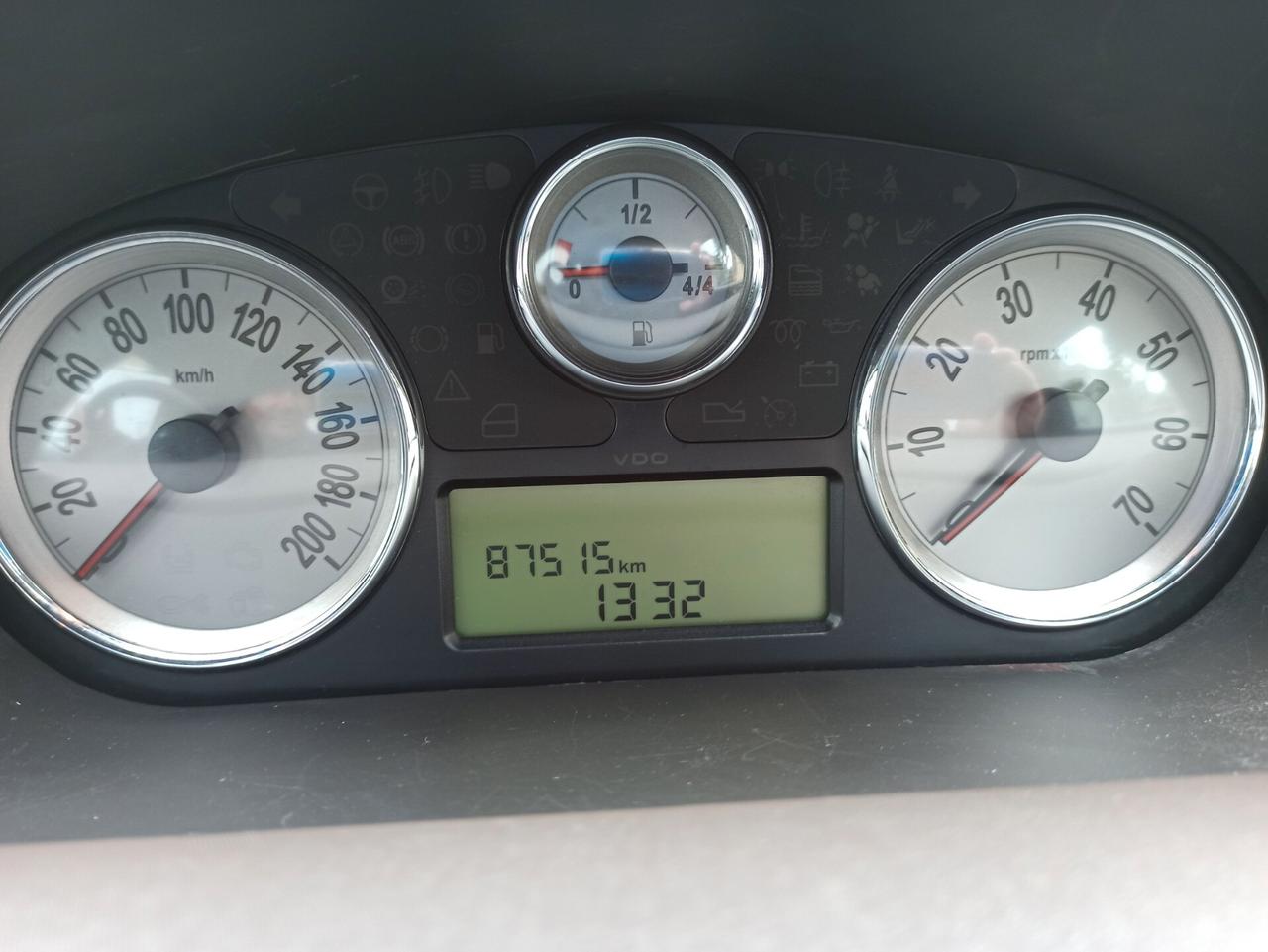 Lancia Ypsilon 1.2 8v Oro