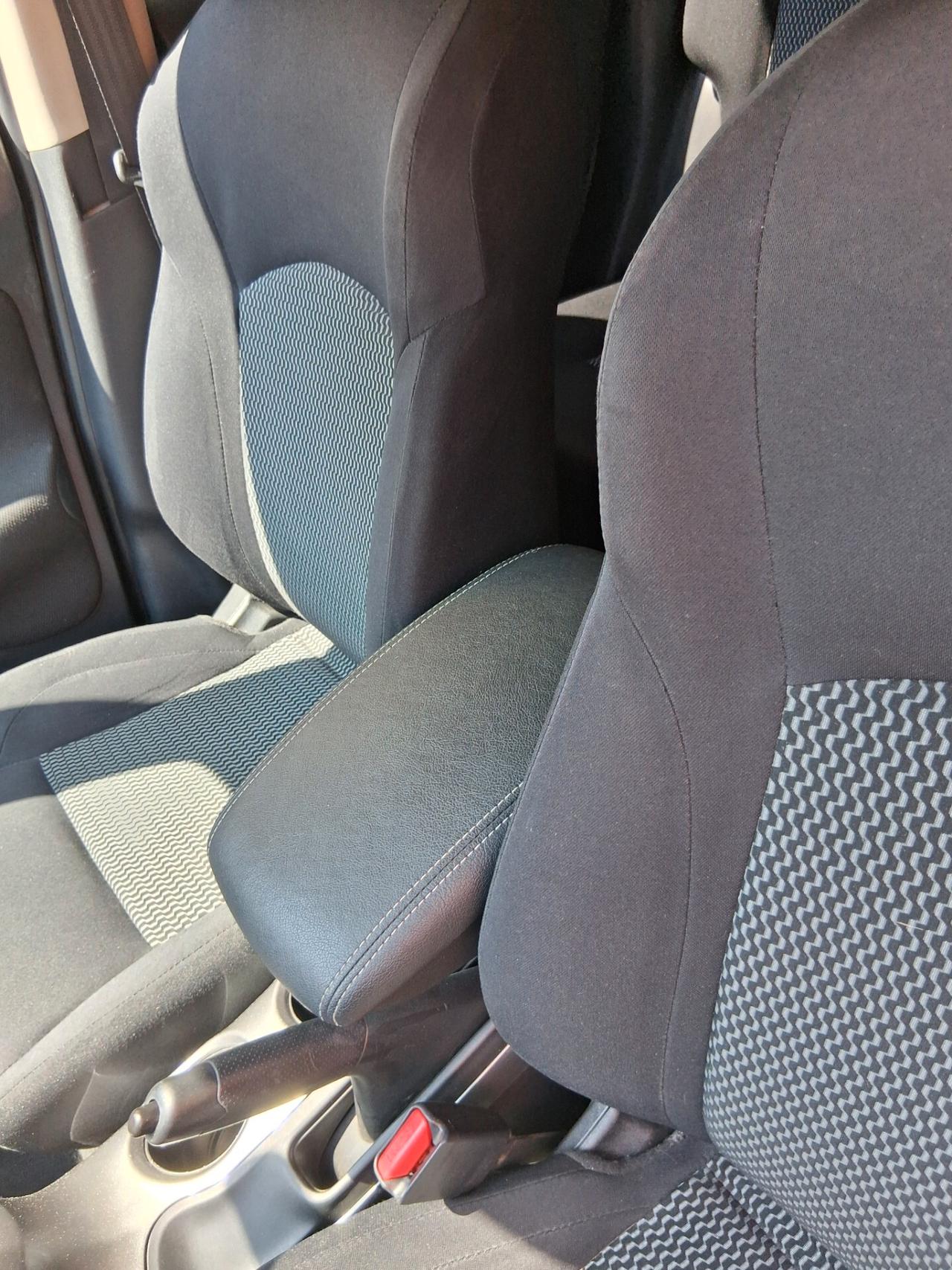 Nissan Juke 1.6 GPL Eco Acenta