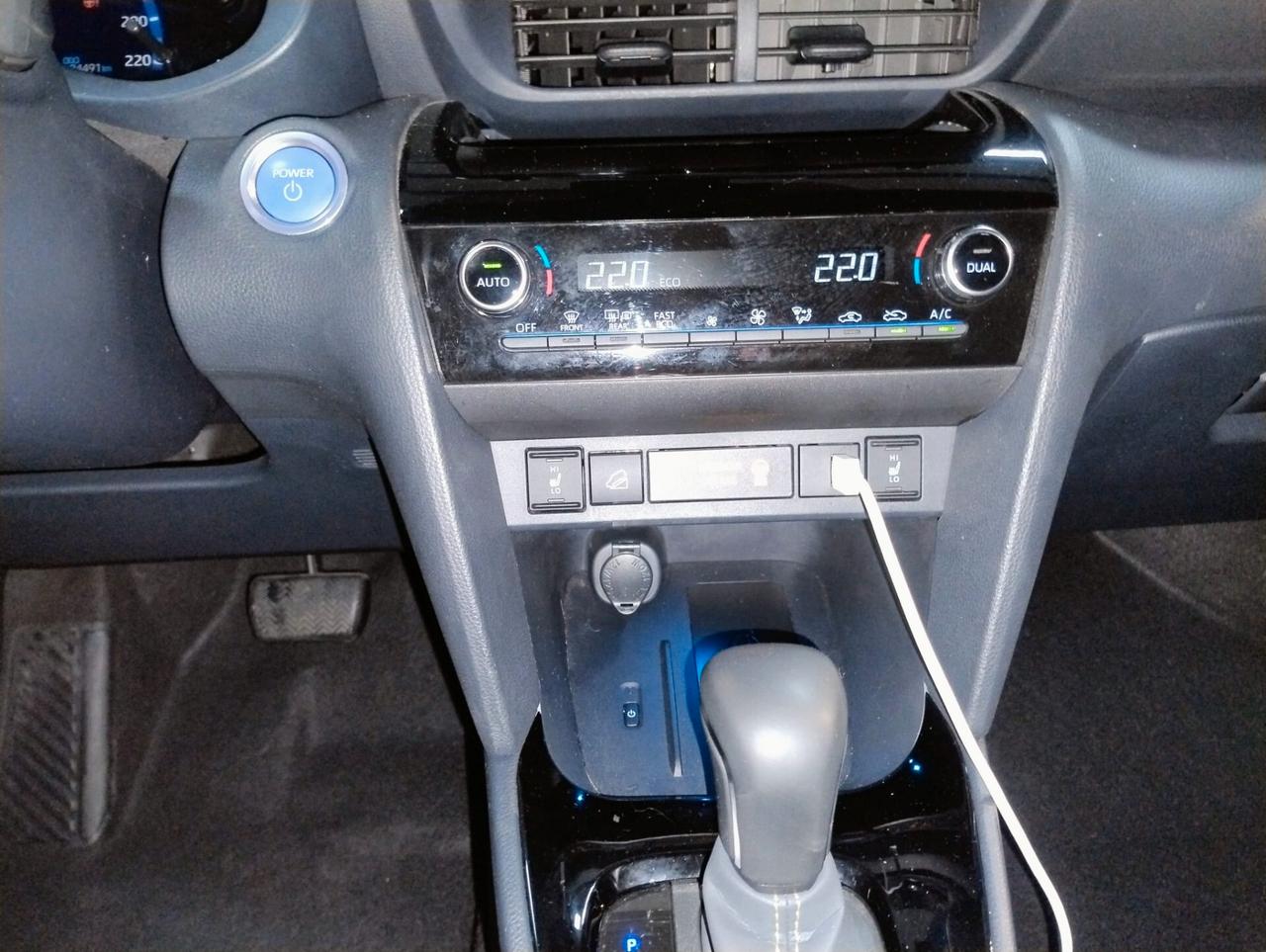 Toyota Yaris Cross 1.5 Hybrid 5p. E-CVT AWD-i Adventure