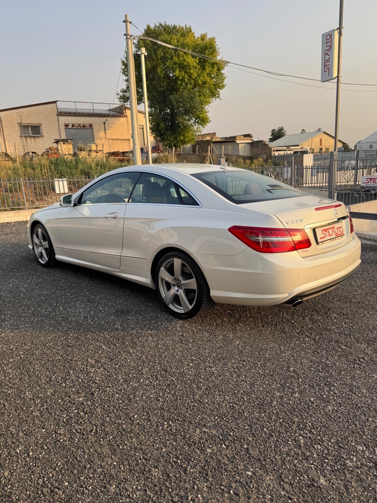 Mercedes-benz E 220 CDI Coupé AMG