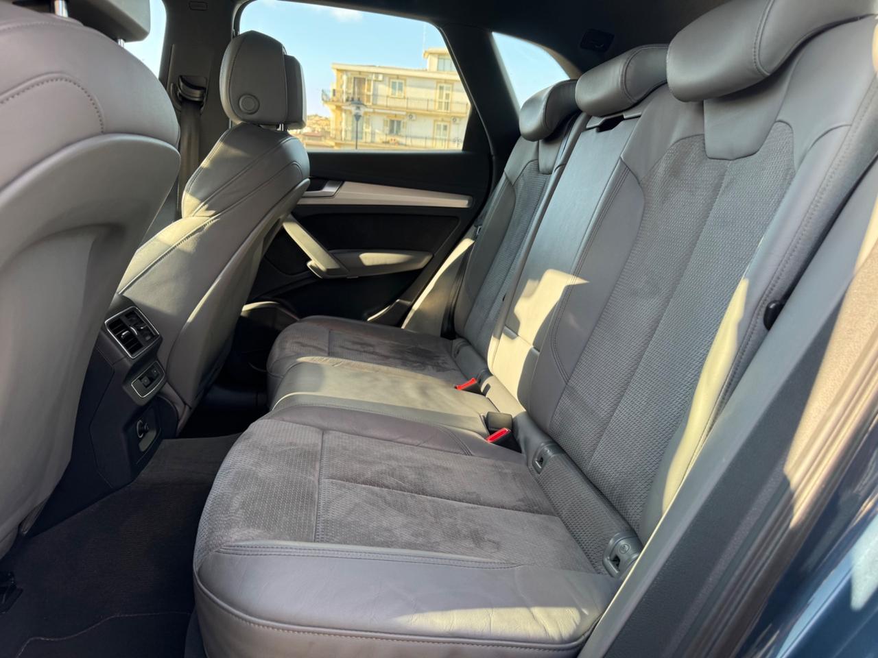 AUDI Q5 40 TDI 190 CV QUATTRO S-LINE FULL MATRIX