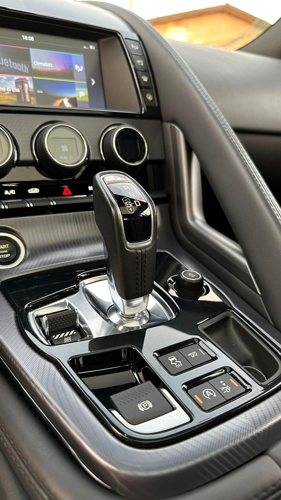 Jaguar F-Type 2.0 aut. Convertibile R-Dynamic