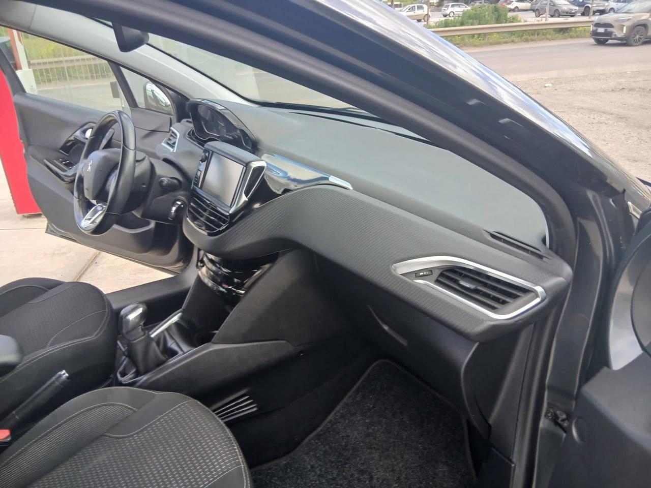 Peugeot 208 BlueHDi 75 5 porte Allure