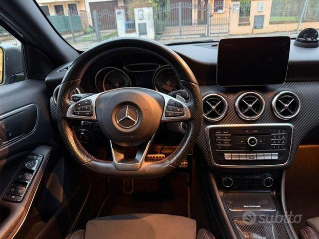 MERCEDES-BENZ A 180 d Automatic Premium