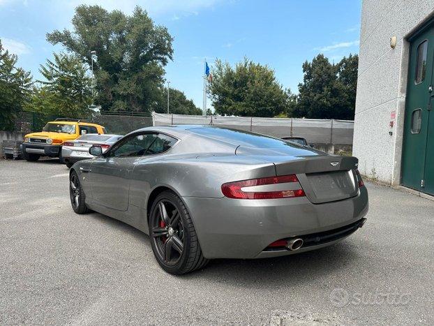 Aston Martin DB9