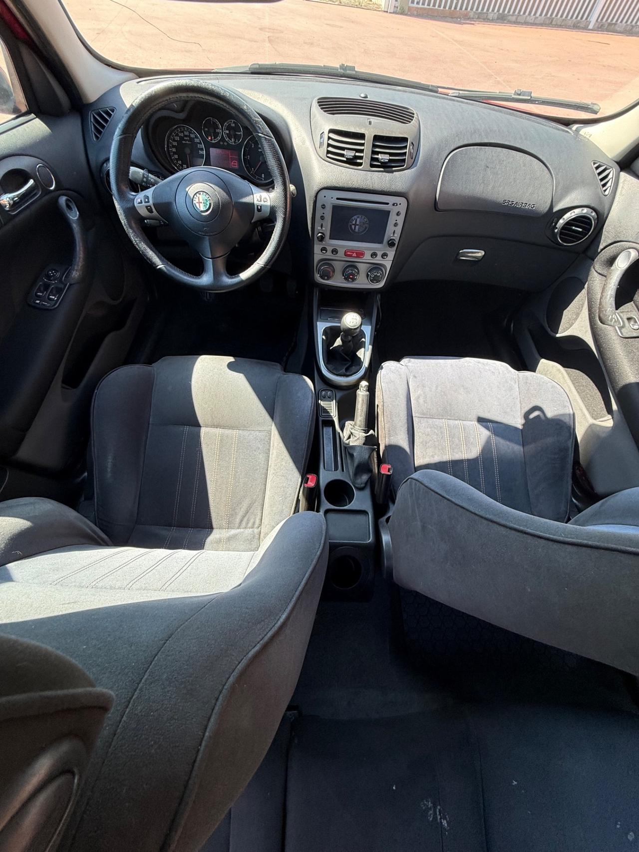 Alfa Romeo 147 1.9 JTD (120)