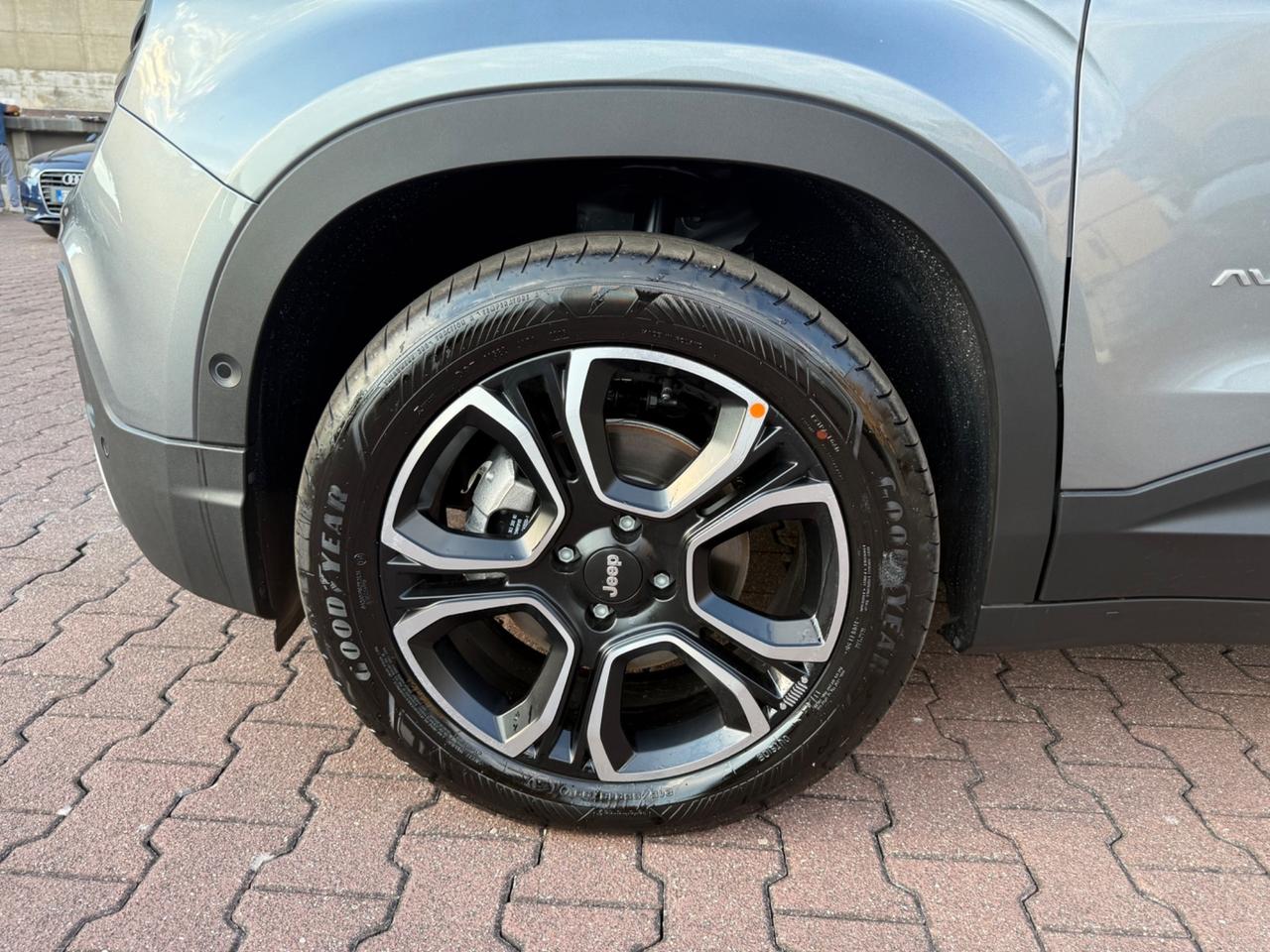 Jeep Avenger 1.2 Turbo e-Hybrid MHEV Summit