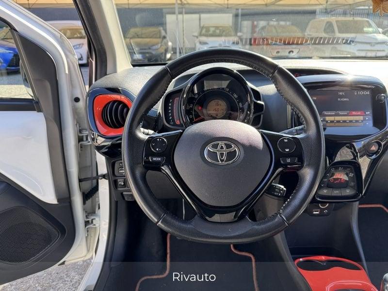 Toyota Aygo 1.0 VVT-i x-wave orange