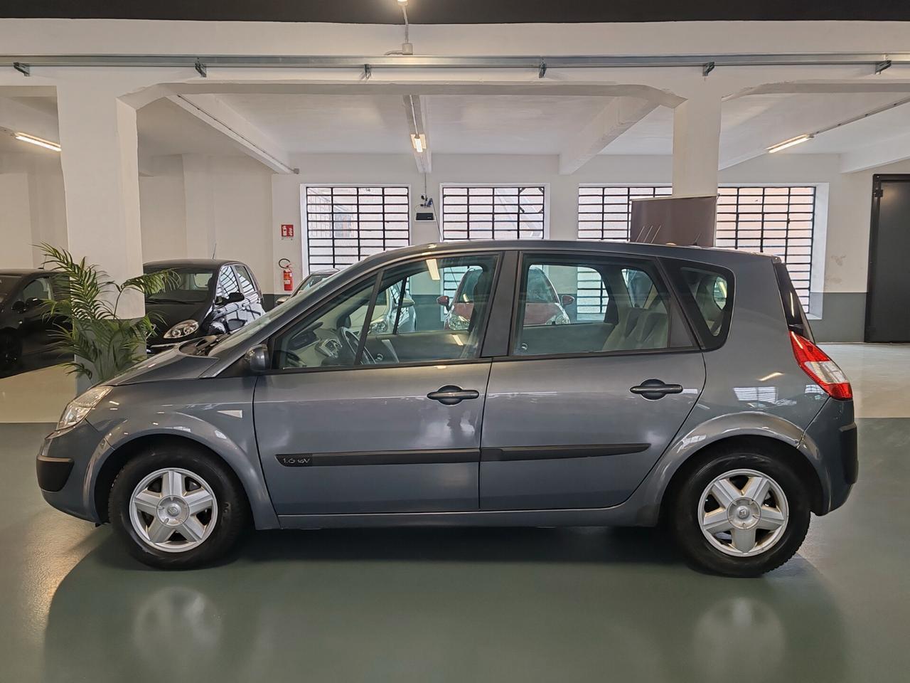 Renault Scenic Scénic 1.6 16V Pack