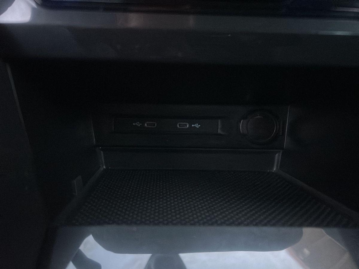 VOLKSWAGEN - Tiguan - 2.0 TDI 150cv DSG Executive BMT