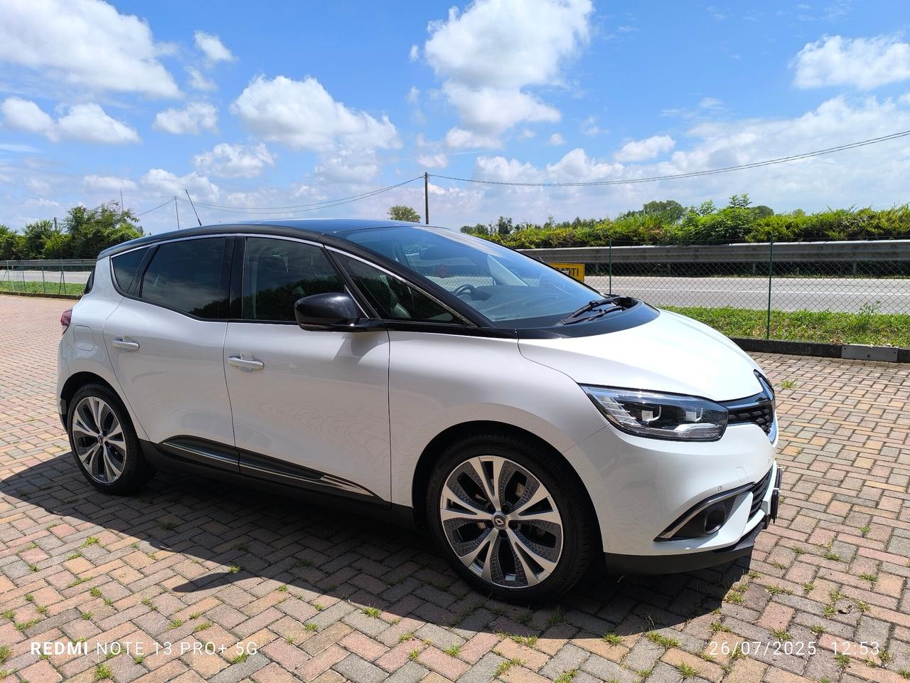 Renault Scenic Scénic Blue dCi 120 CV EDC Intens