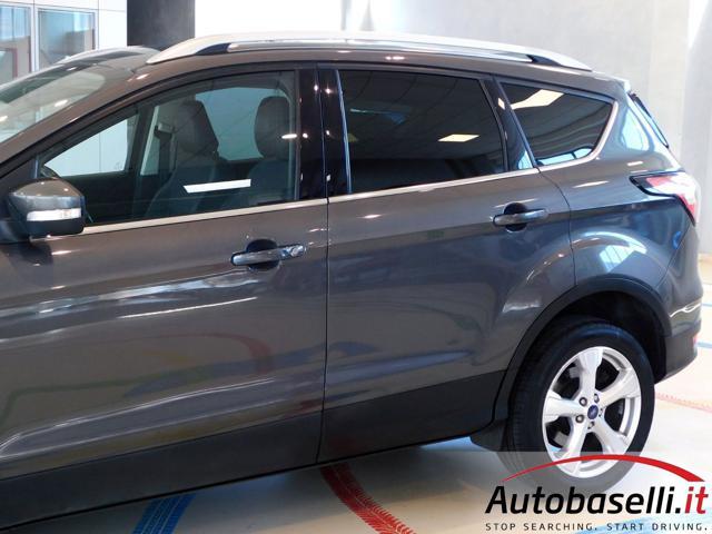 FORD Kuga 1.5TDCI 120CV POWERSHIFT TITANIUM - TITANIUM PACK