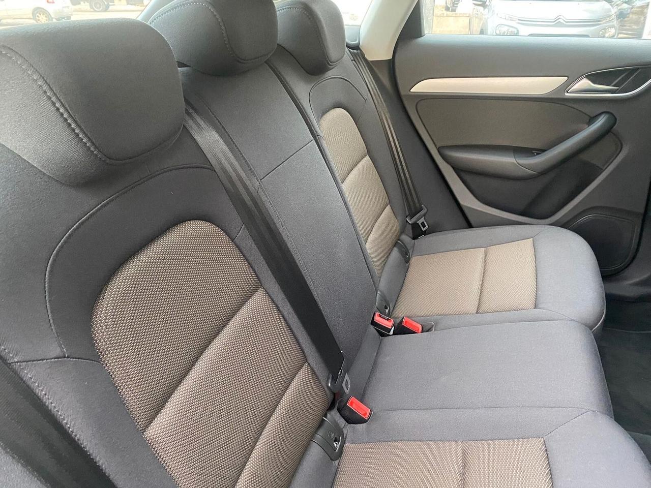 Audi Q3 2.0 TDI 150 CV quattro S tronic Sport