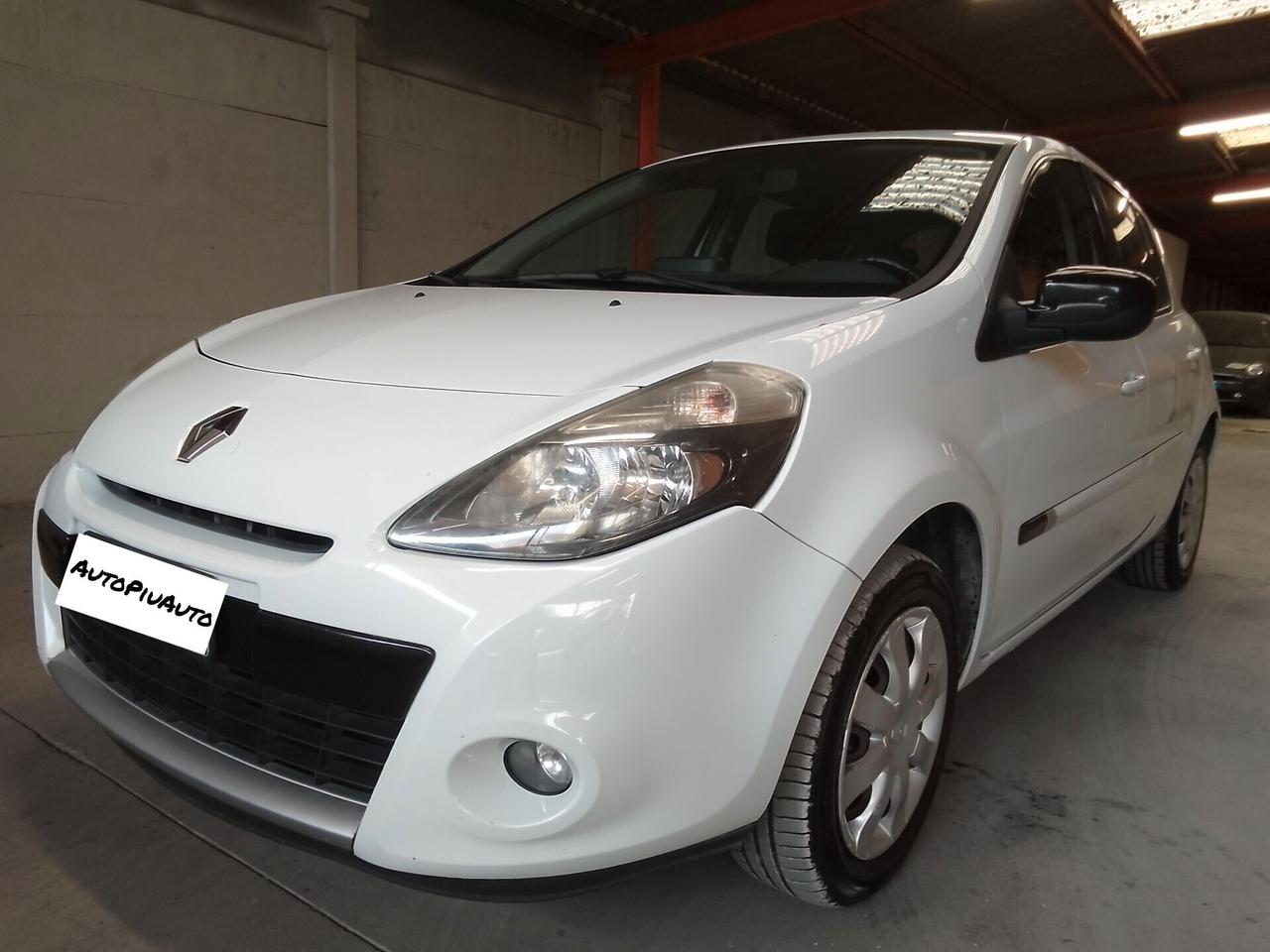Renault Clio 1.5 TDCI 5PORTE ok Neo