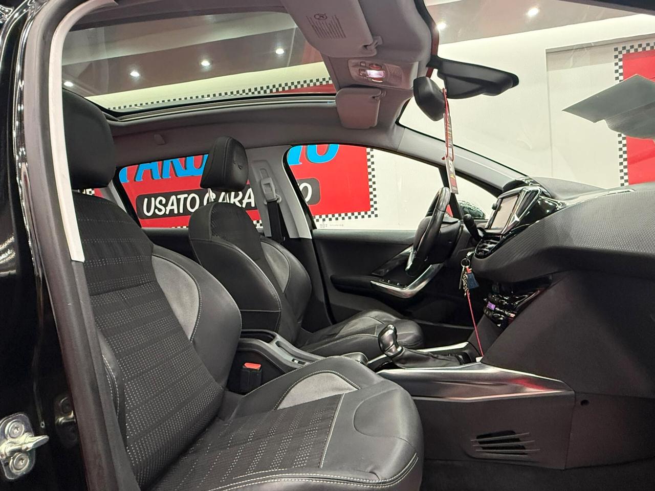 Peugeot 2008 1.6 e-HDi 92cv Allure - 2014