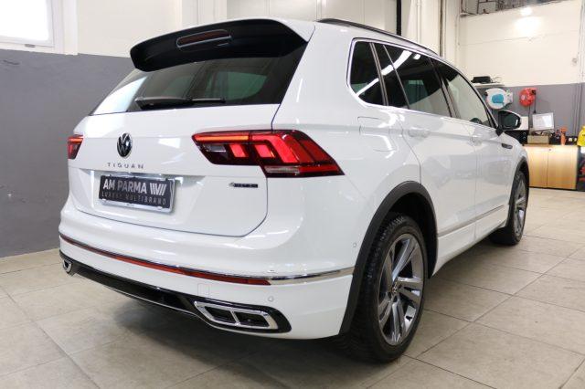 VOLKSWAGEN Tiguan 2.0 TDI DSG 4MOTION R-Line "" GANCIO TRAINO ""