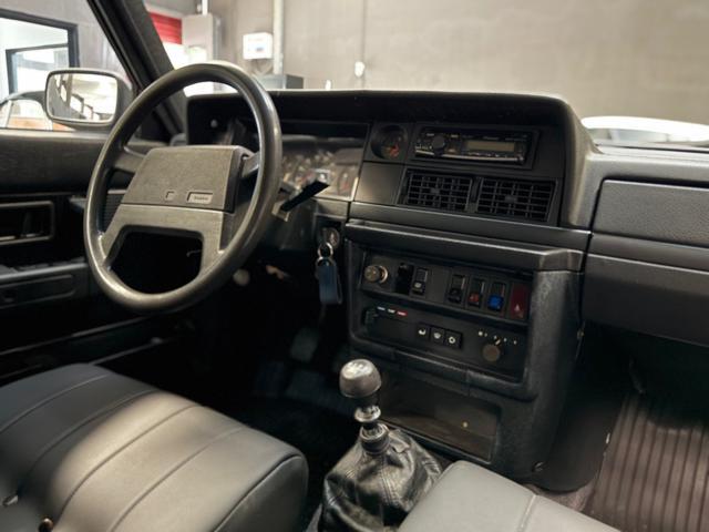VOLVO 240 2.0 cat Station Wagon Polar