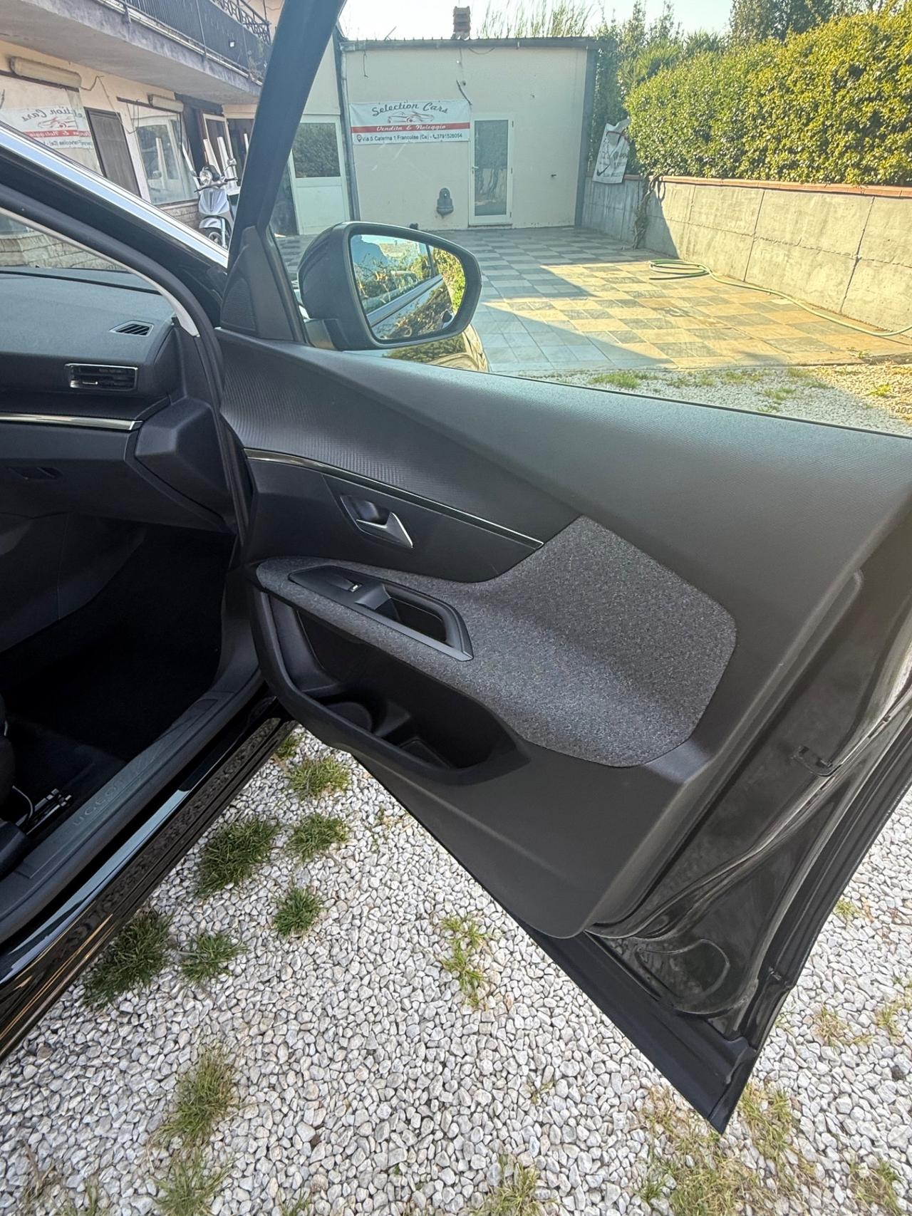 Peugeot 3008 BlueHDi 130 S&S Allure
