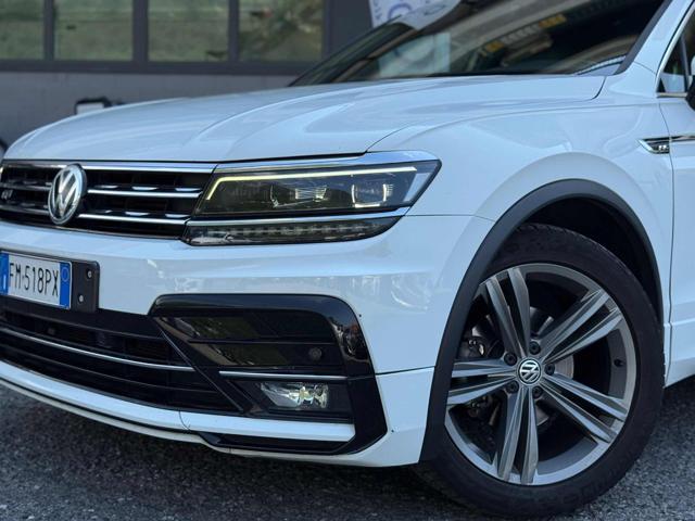 VOLKSWAGEN Tiguan 2.0 TDI 4MOTION R-LINE