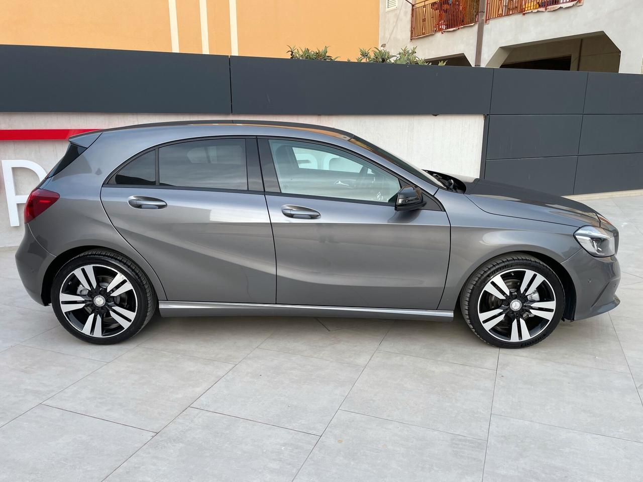 Mercedes-benz A 220 A 220 d Automatic Sport