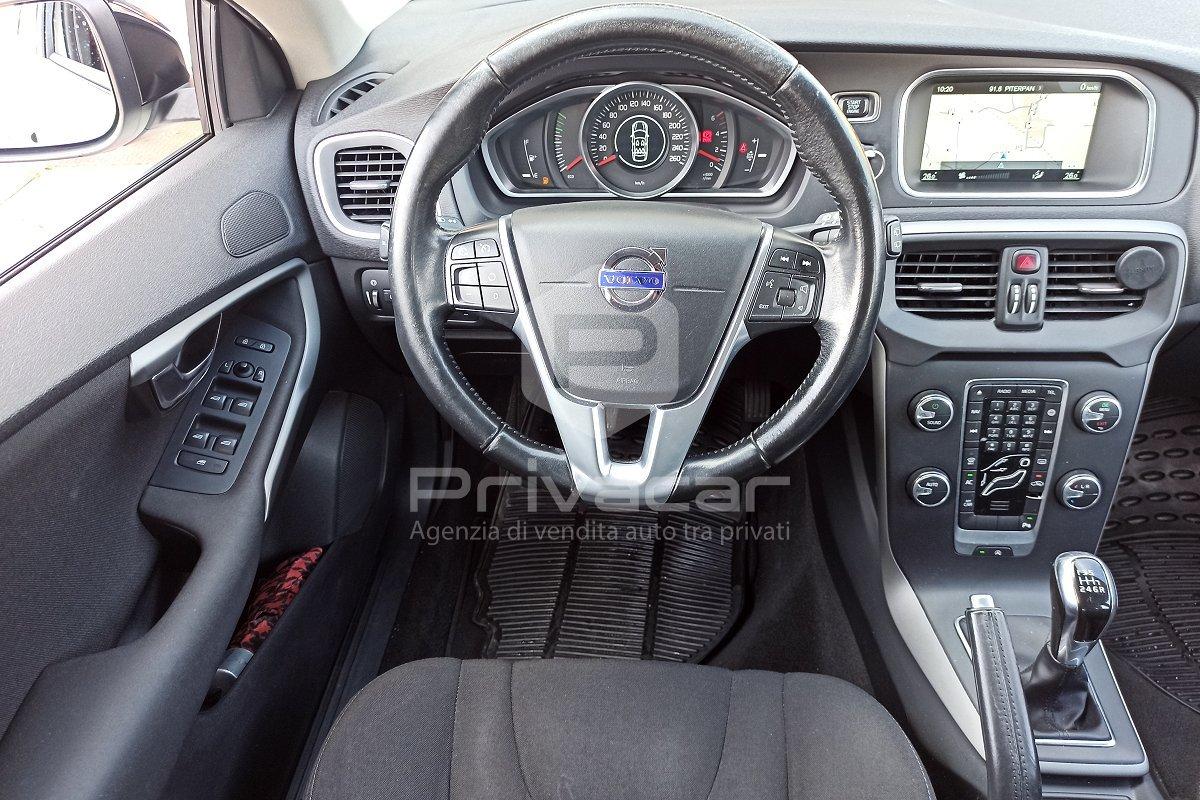 VOLVO V40 Cross Country D2 Kinetic