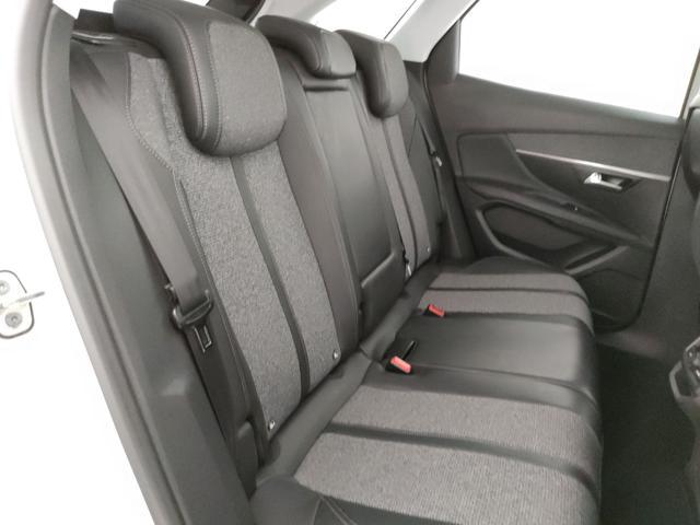 PEUGEOT 3008 BlueHDi 120 S&S Allure