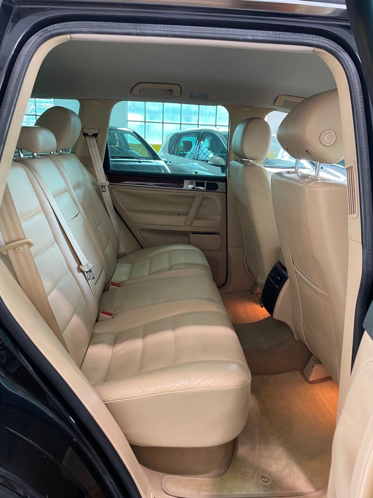 Volkswagen Touareg 3.0 V6 TDI TAGLIANDI CERTIFICATI