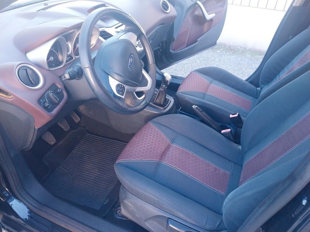Ford Fiesta 1.4 5 porte Bz.- GPL Titanium