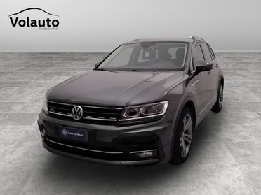 VOLKSWAGEN Tiguan II 2016 - Tiguan 1.5 tsi Sport 150cv dsg