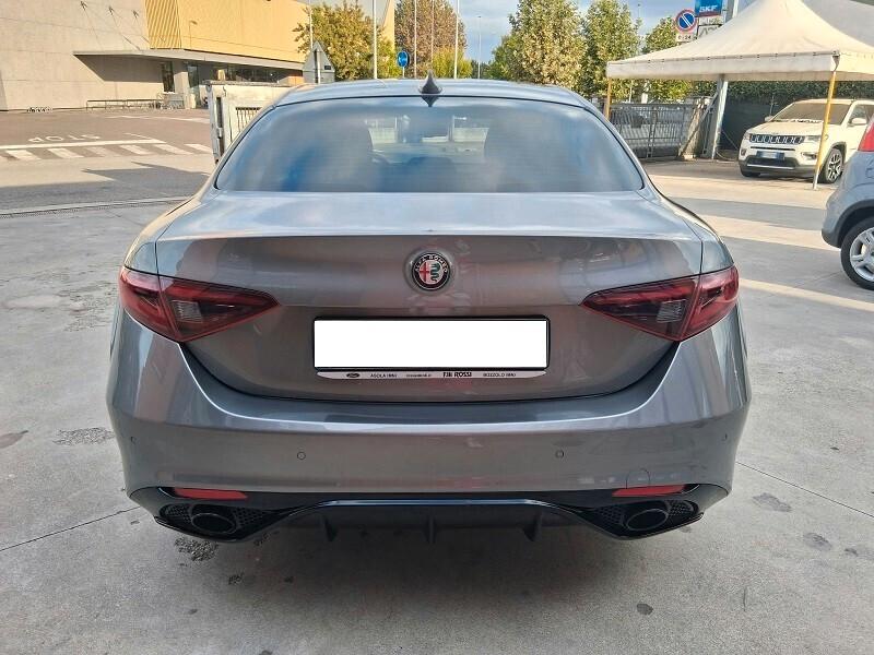 Alfa Romeo Giulia 2.2 Turbodiesel 150 CV AT8