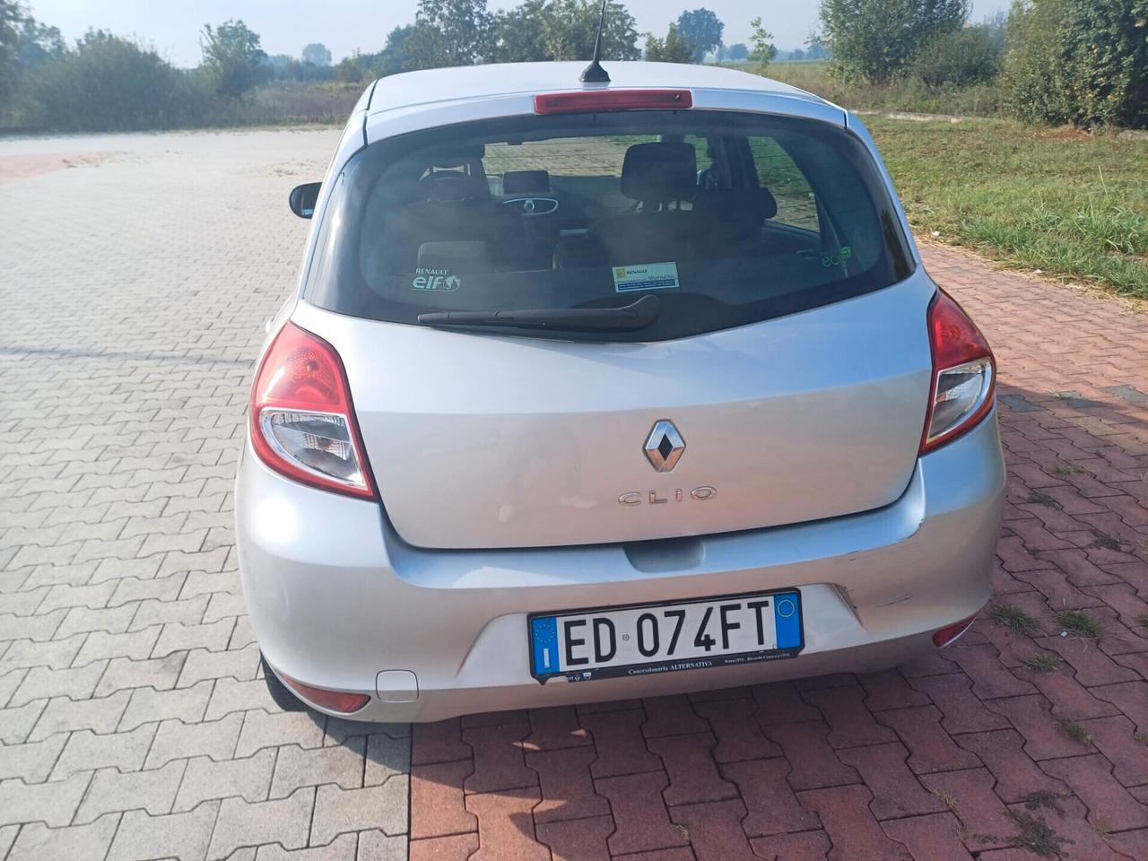 Renault Clio 1.2 16V 5 porte Dynamique