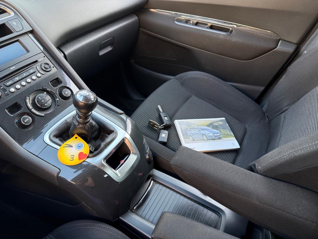 Peugeot 5008 2.0 HDi 150CV Business
