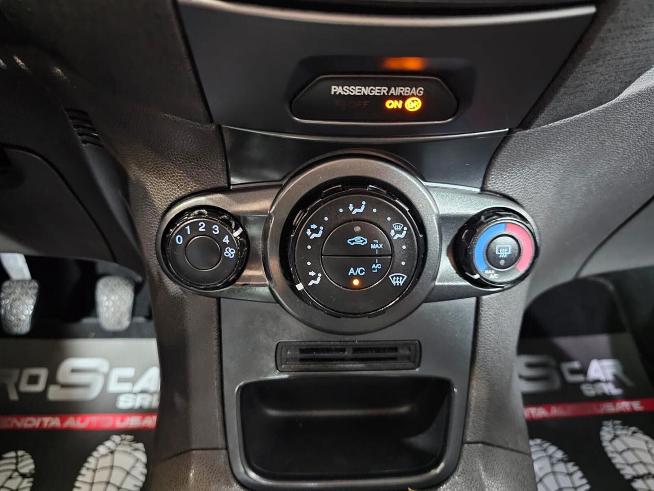 Ford Fiesta 1.4 3p. Bz.- GPL Titanium