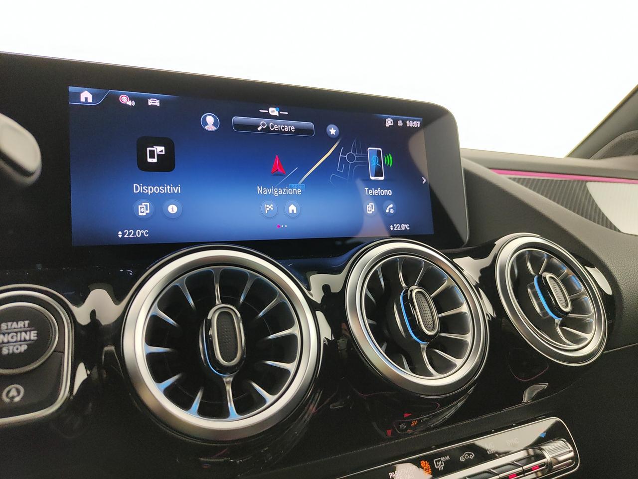 Mercedes-Benz GLA 200 d